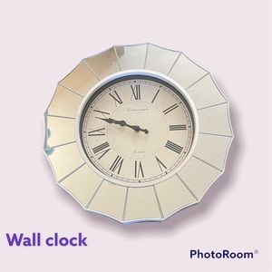 Mirror clock